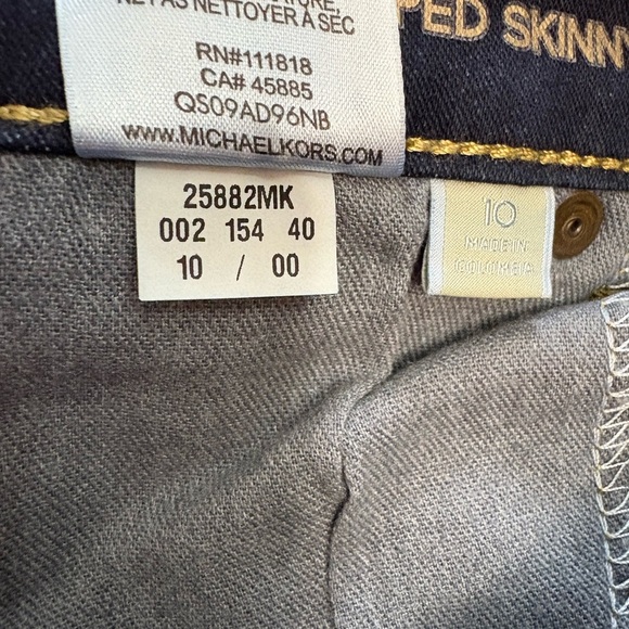 Michael Kors Izzy Mid Rise Cropped Skinny Dark Blue Stretch Denim Jean Size 10 - Picture 9 of 12